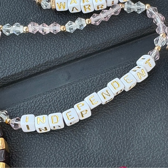 Beaded Stretch Bracelets Lot of 10 Inspirational Gifts Camp Warrior Love Be You - Picture 6 of 12